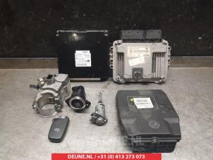 Hyundai IX20 Engine management computer O344389 photo 2