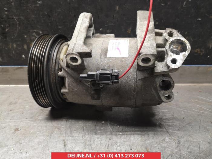 Gebruikte Aircopomp Nissan Micra (K11) 1.4 16V Prijs € 35,00 Margeregeling aangeboden door V.Deijne Jap.Auto-onderdelen BV