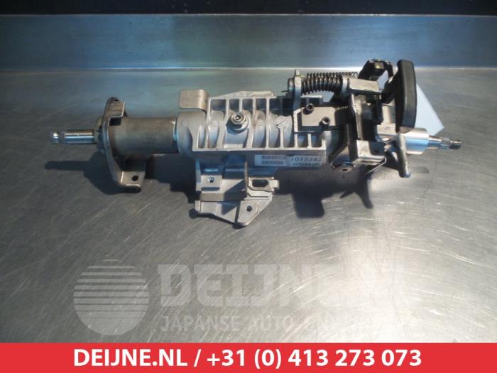 Nissan Navara Stuurkolomas O333011
