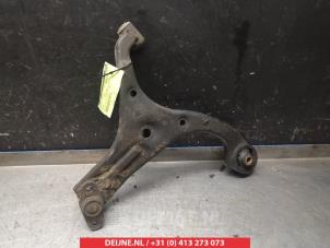 Kia Rio Front lower wishbone, right O382373 photo 2