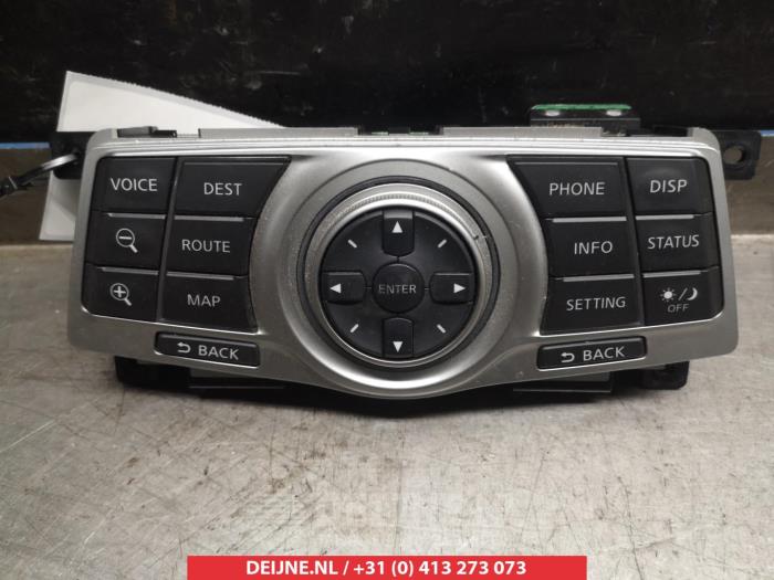 Nissan 370Z Navigation control panel O313880