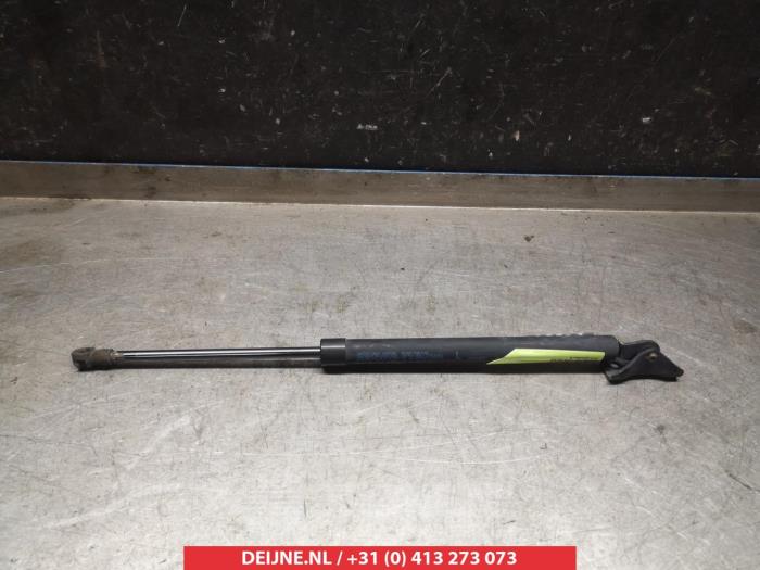 Mitsubishi ASX Gasdemper links-achter O294158