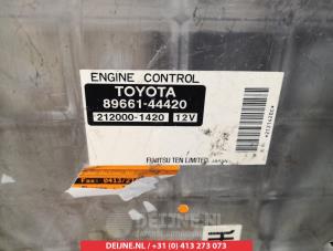 Toyota Avensis Verso Computer Motormanagement O345493 foto 2