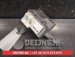 Gebruikte Stuurbekrachtiging Computer Toyota Avensis Wagon (T25/B1E) 1.8 16V VVT-i Prijs € 50,00 Margeregeling aangeboden door V.Deijne Jap.Auto-onderdelen BV