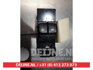 Kia Picanto Combischakelaar ramen O311892 foto 2