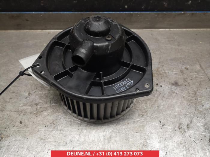Suzuki Wagon R+ Heating and ventilation fan motor O367375