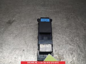 Suzuki Swift Kombischalter Fenster O312340 foto 2