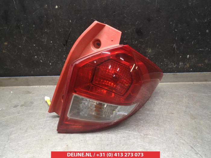 Subaru Trezia Achterlicht rechts O299365
