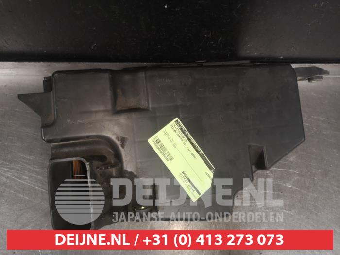 Nissan Maxima Luftfiltergehäuse O356952