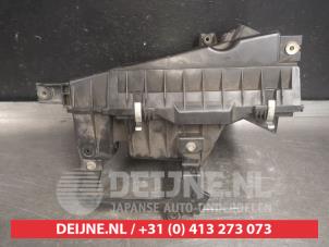 Nissan Maxima Air box O356952 photo 2