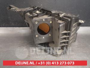 Nissan Maxima Air box O356952 photo 3