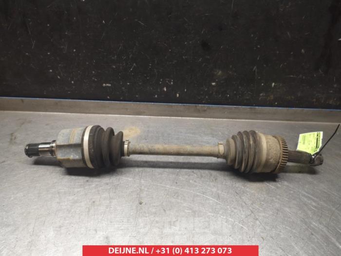 Kia Carens Aandrijfas links-voor O317994