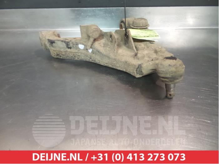 Kia Sorento Draagarm onder links-voor O381350