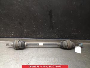 Gebruikte Aandrijfas links-achter Infiniti Q30 (H15) 2.2d 16V AWD Prijs € 75,00 Margeregeling aangeboden door V.Deijne Jap.Auto-onderdelen BV