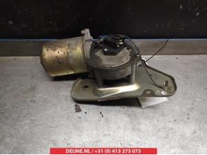 Suzuki Swift Front wiper motor O349205 photo 2