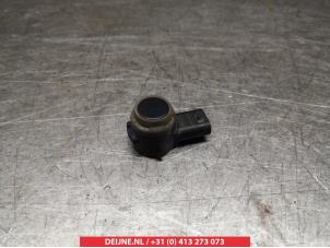 Gebruikte Parkeersensor Infiniti Q30 (H15) 2.2d 16V AWD Prijs € 35,00 Margeregeling aangeboden door V.Deijne Jap.Auto-onderdelen BV