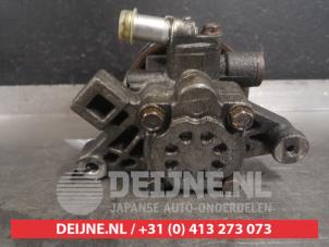 Honda CR-V Lenkkraftverstärker Pumpe O331806 foto 3