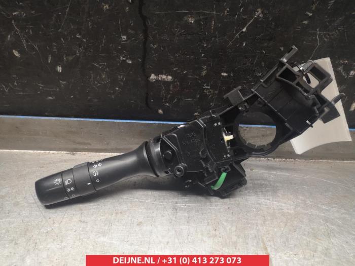 Subaru Trezia Licht Schakelaar O306879