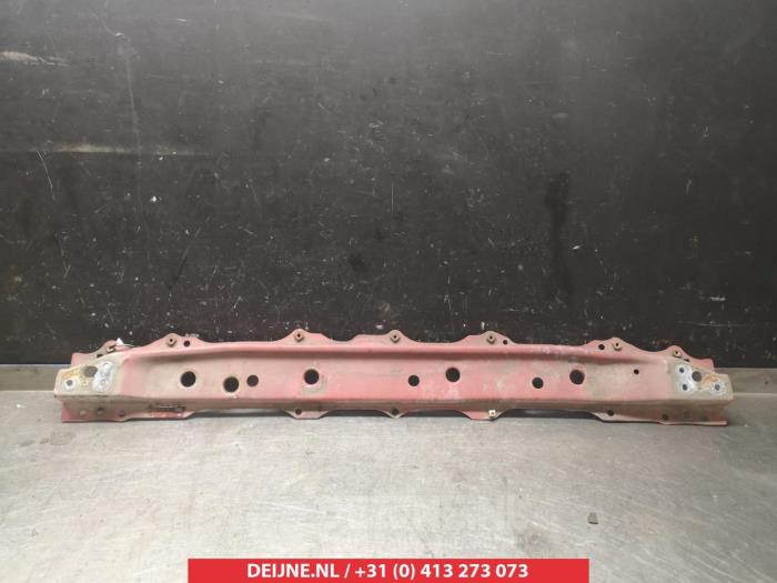 Subaru Trezia Radiateurbalk O340184
