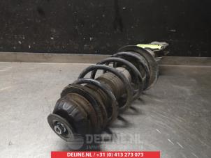 Subaru Trezia Stoßdämpferstrebe links vorne O320593 foto 2