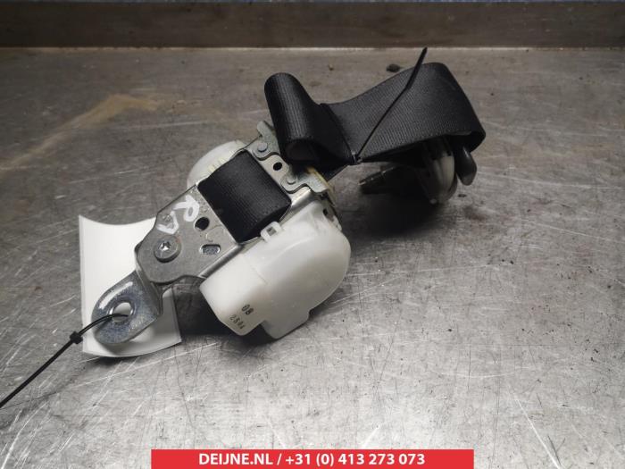 Nissan Navara Veiligheidsgordel rechts-achter O315965