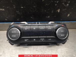 Gebruikte Chaufage Bedieningspaneel Infiniti Q30 (H15) 2.2d 16V AWD Prijs € 150,00 Margeregeling aangeboden door V.Deijne Jap.Auto-onderdelen BV