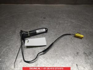 Infiniti Q30 Pop up bonnet system O265574 photo 2