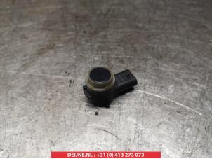 Gebruikte Parkeersensor Infiniti Q30 (H15) 2.2d 16V AWD Prijs € 35,00 Margeregeling aangeboden door V.Deijne Jap.Auto-onderdelen BV