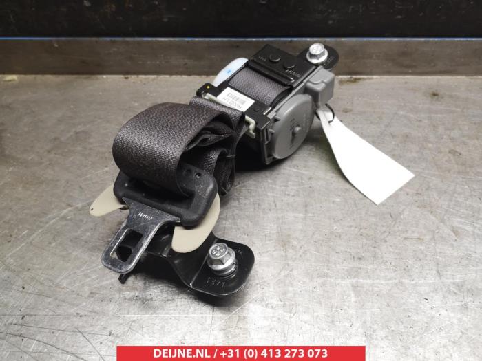 Kia Carens Rear seatbelt, left O315724