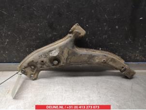 Toyota Starlet Draagarm onder links-voor O381760 foto 2
