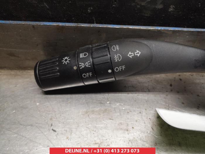 Subaru Impreza Light switch O306883