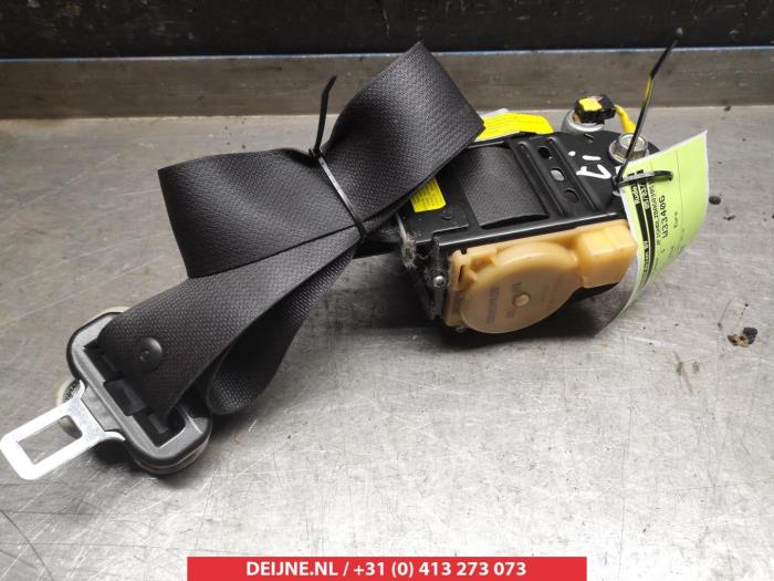 Subaru Impreza Veiligheidsgordel links-voor O314756