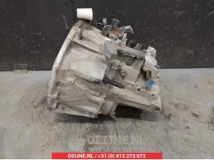 Nissan Qashqai Versnellingsbak O371885 foto 4
