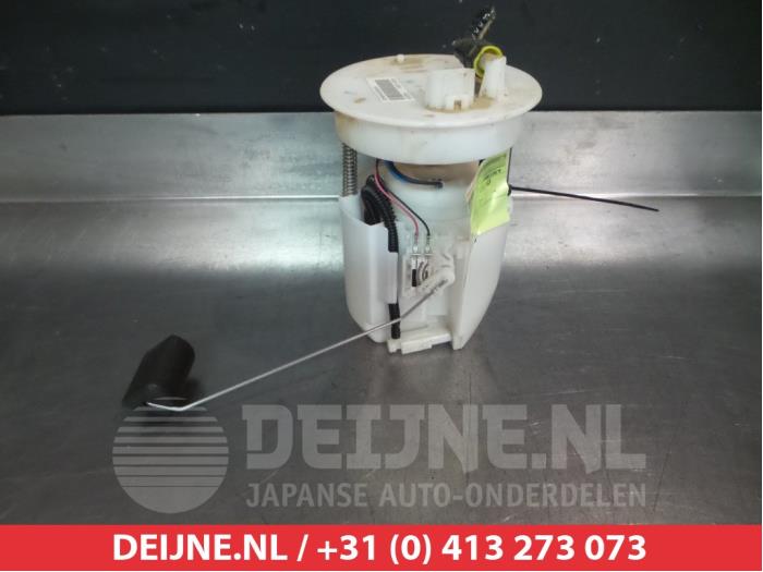 Mazda 3 Brandstofpomp Elektrisch O353943