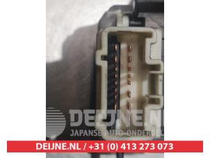Toyota MR II Licht Schalter O307421 foto 4