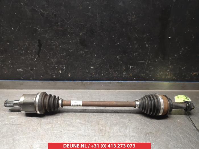 Kia Rio Front drive shaft, left O318034