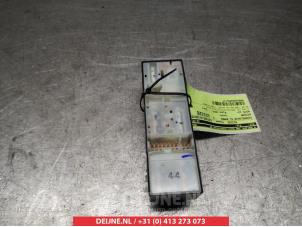Nissan Note Multi-functional window switch O311605 photo 2