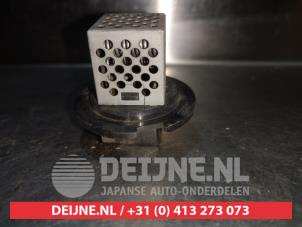 Daihatsu Sirion Heizung Widerstand O368240 foto 3