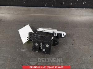 Mazda 5 Tailgate lock mechanism O296755 photo 2