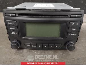 Gebruikte Radio Hyundai iX20 (JC) 1.4i 16V Prijs € 100,00 Margeregeling aangeboden door V.Deijne Jap.Auto-onderdelen BV