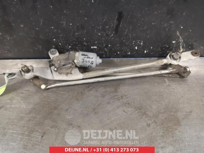 Suzuki Grand Vitara Ruitenwissermotor voor O349248