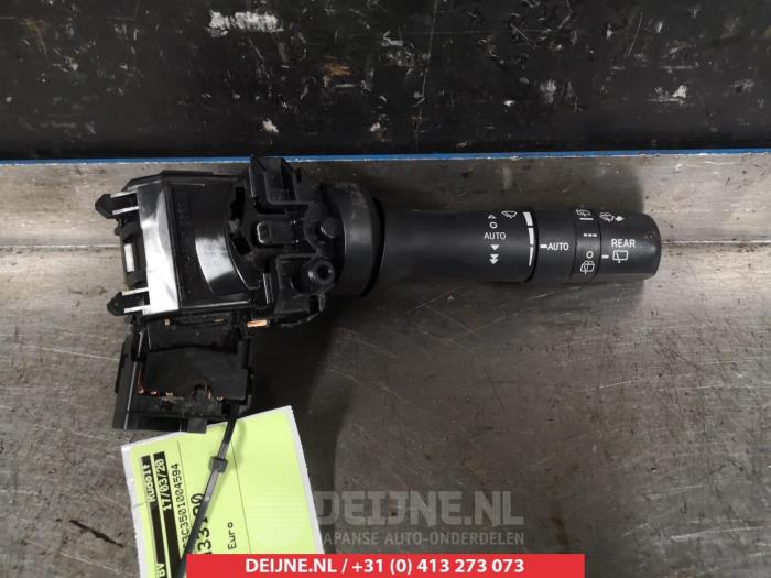 Toyota Verso-S Wiper switch O310550