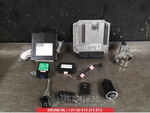 Toyota Verso-S Slotenset Cilinder (compleet) O278989 foto 3