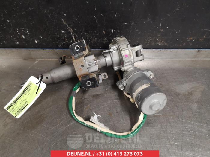 Toyota Verso-S Steering column O333247