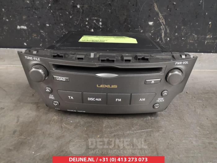 Lexus IS Radio O313174