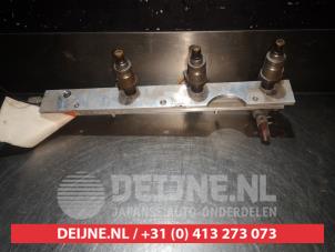 Honda Civic Fuel injector nozzle O356670 photo 3