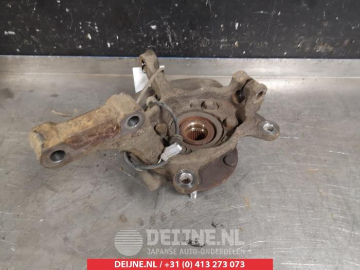 Nissan X-Trail Achsschenkel rechts vorne O323567