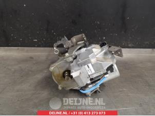 Nissan X-Trail Steering column O332998 photo 2