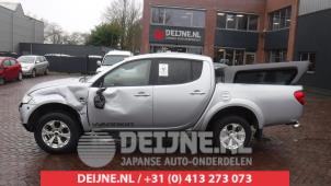Mitsubishi L200 Spatbordverbreder O269842 foto 2