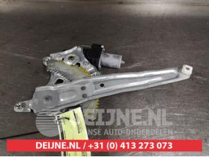 Suzuki Swift Fenstermechanik 4-türig rechts hinten O291700 foto 2